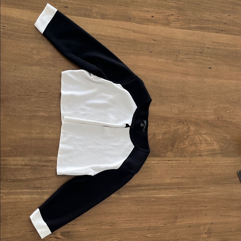 Parkhurst Black & White Knit Bolero Sweater 🇨🇦